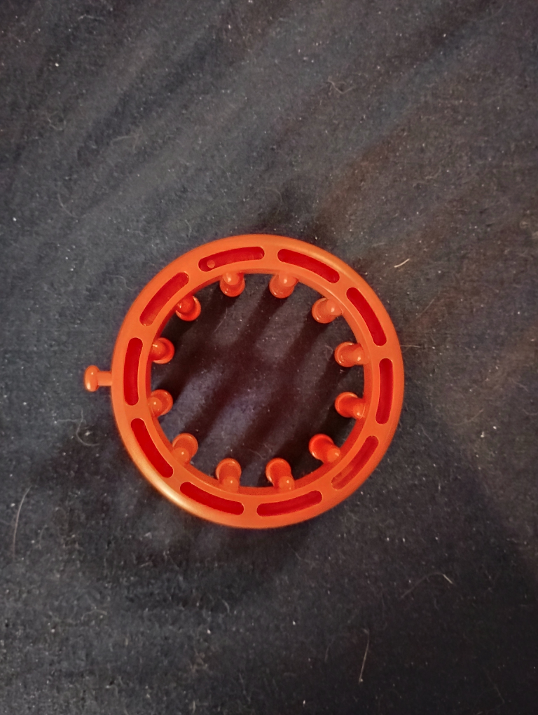 SMALL FLOWER KNITTING LOOM