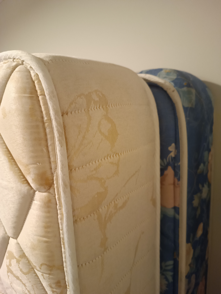 Used Mattress - photo 2