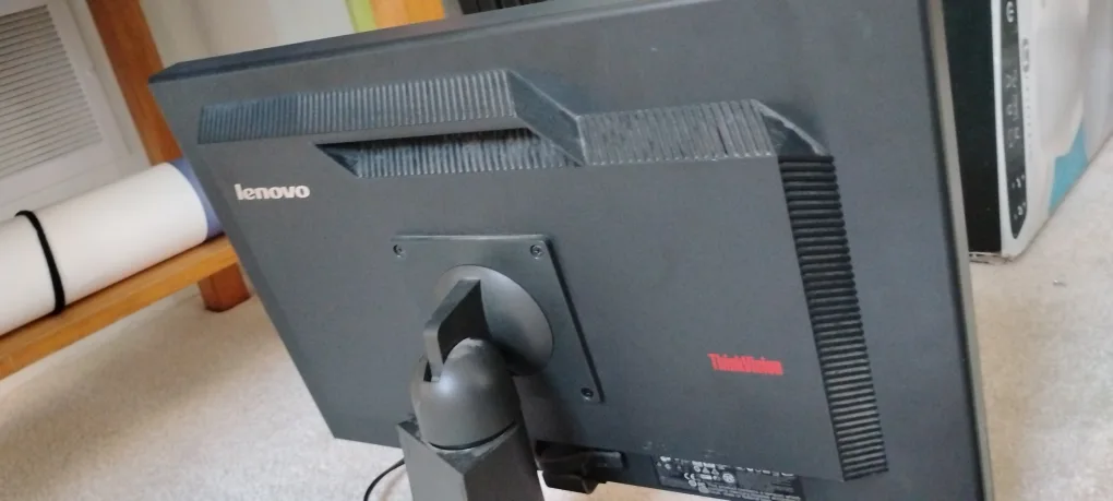 Lenovo L2240p Wide Monitor. please read the description image indicator(7)