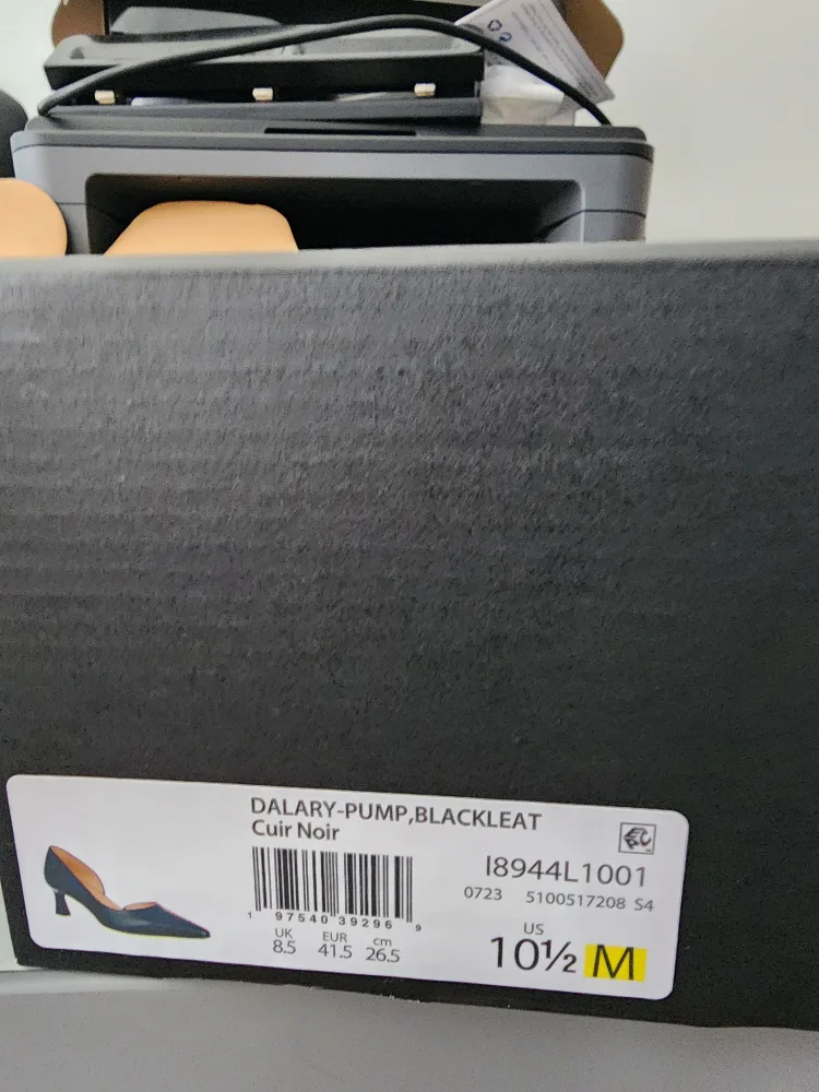 Naturalizer Dalary Pump - Size 10.5M image indicator(3)