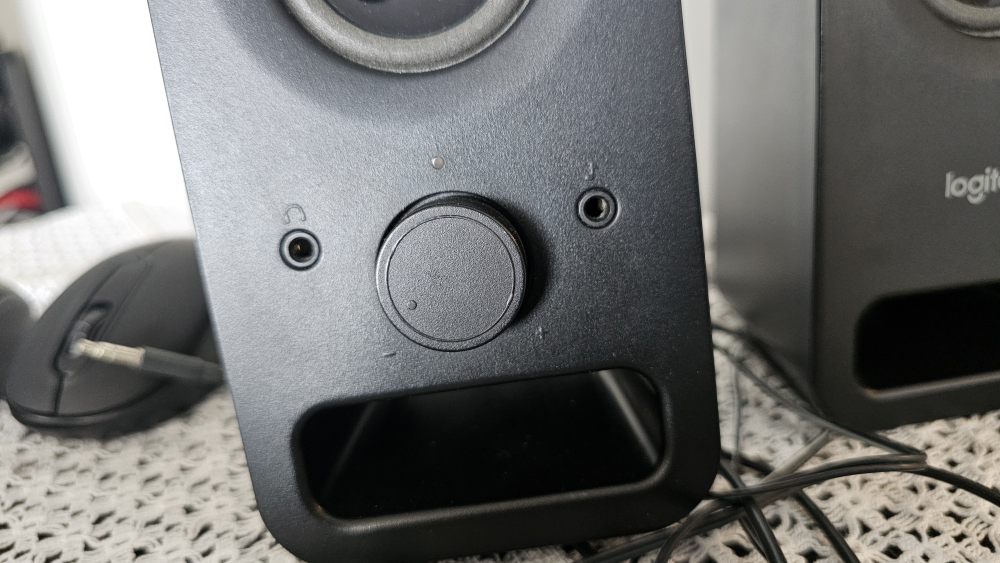Logitech Speakers - Great Sound! - photo 5