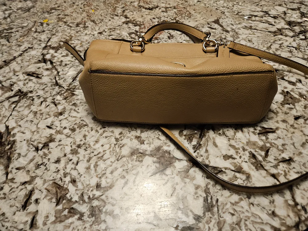 Coach Beige Leather Handbag image indicator(7)