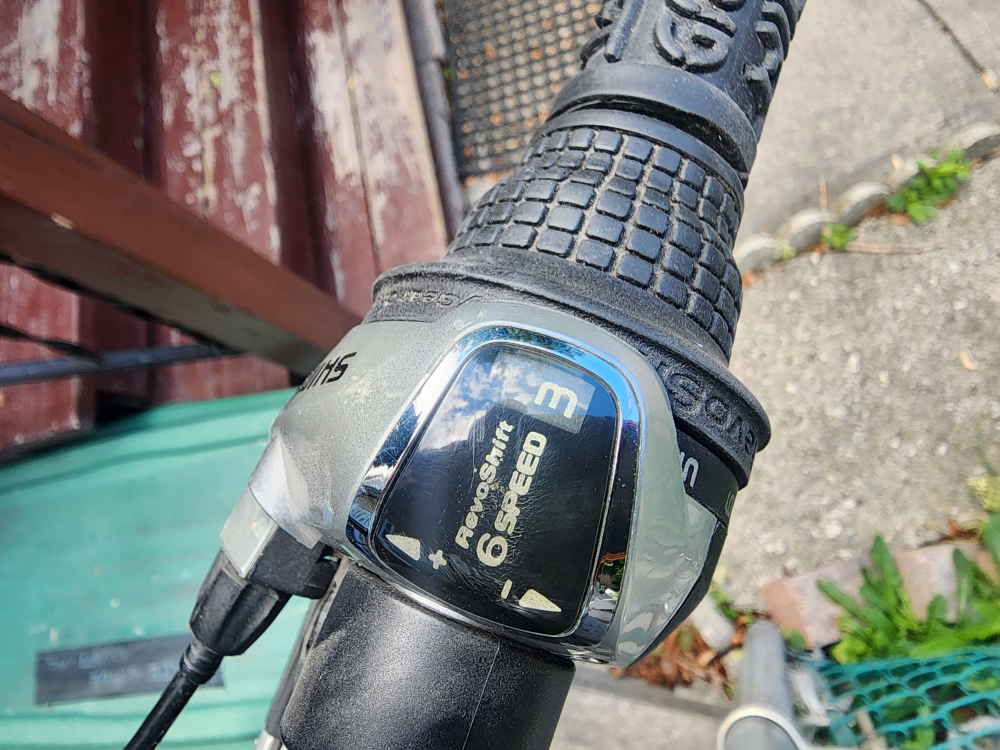 CCM Avenue Bike - Shimano 6 Speed - photo 3