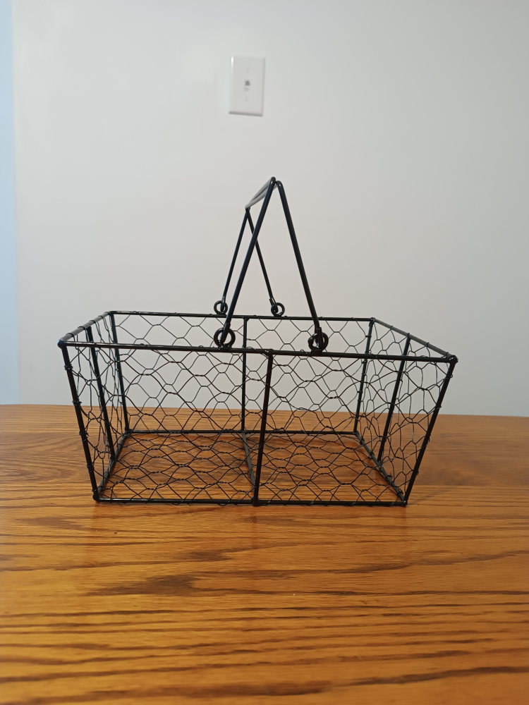 Black Wire Basket 🧡