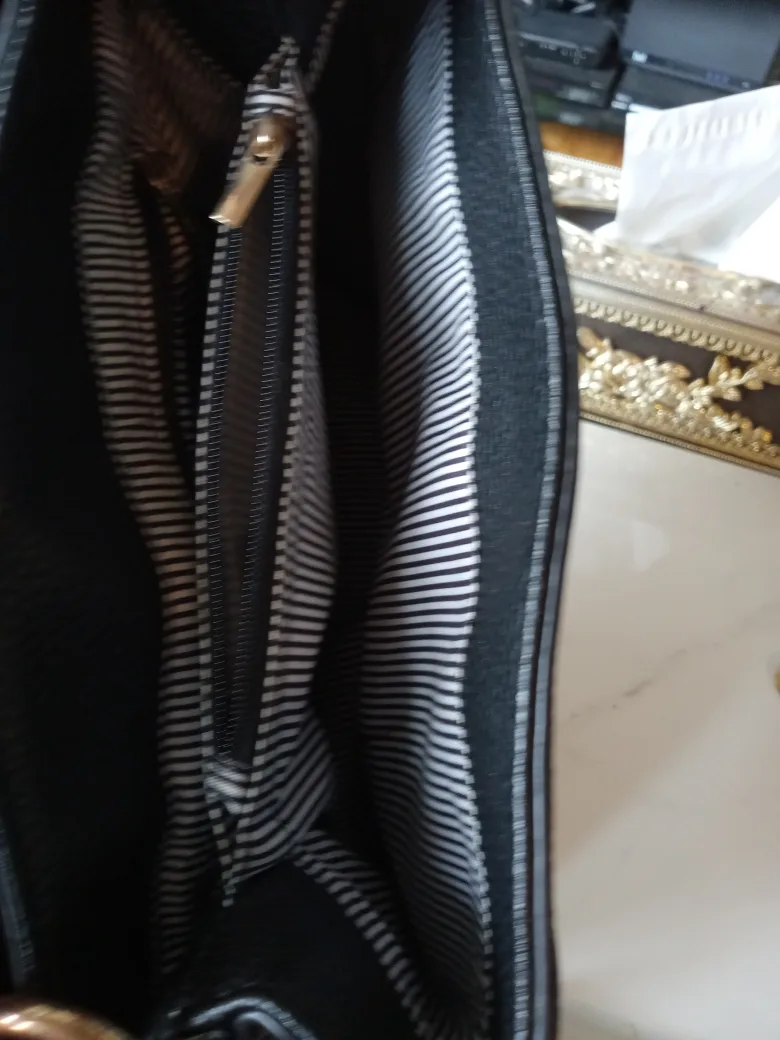 Black Faux Leather Handbag image indicator(5)