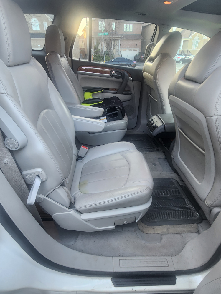 2011 BUICK ENCLAVE - photo 5