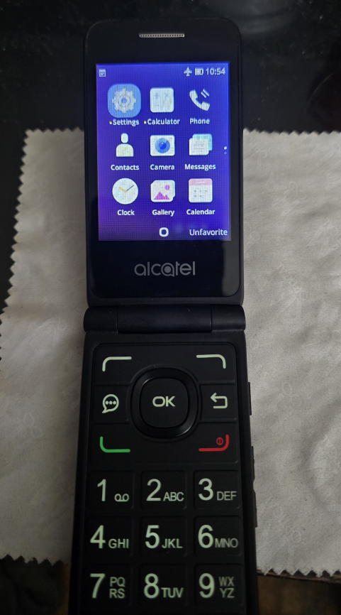 Alcatel Flip Phone -4044v - photo 3