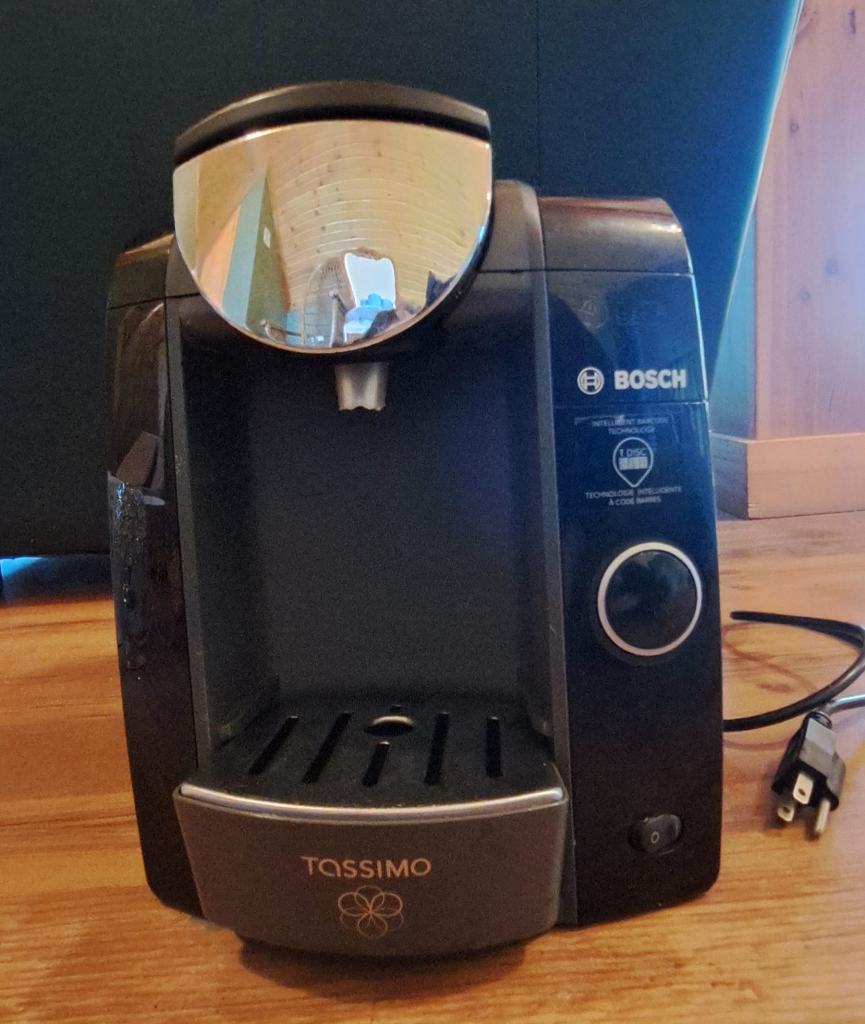 Bosch Tassimo Coffee Machine - photo 3