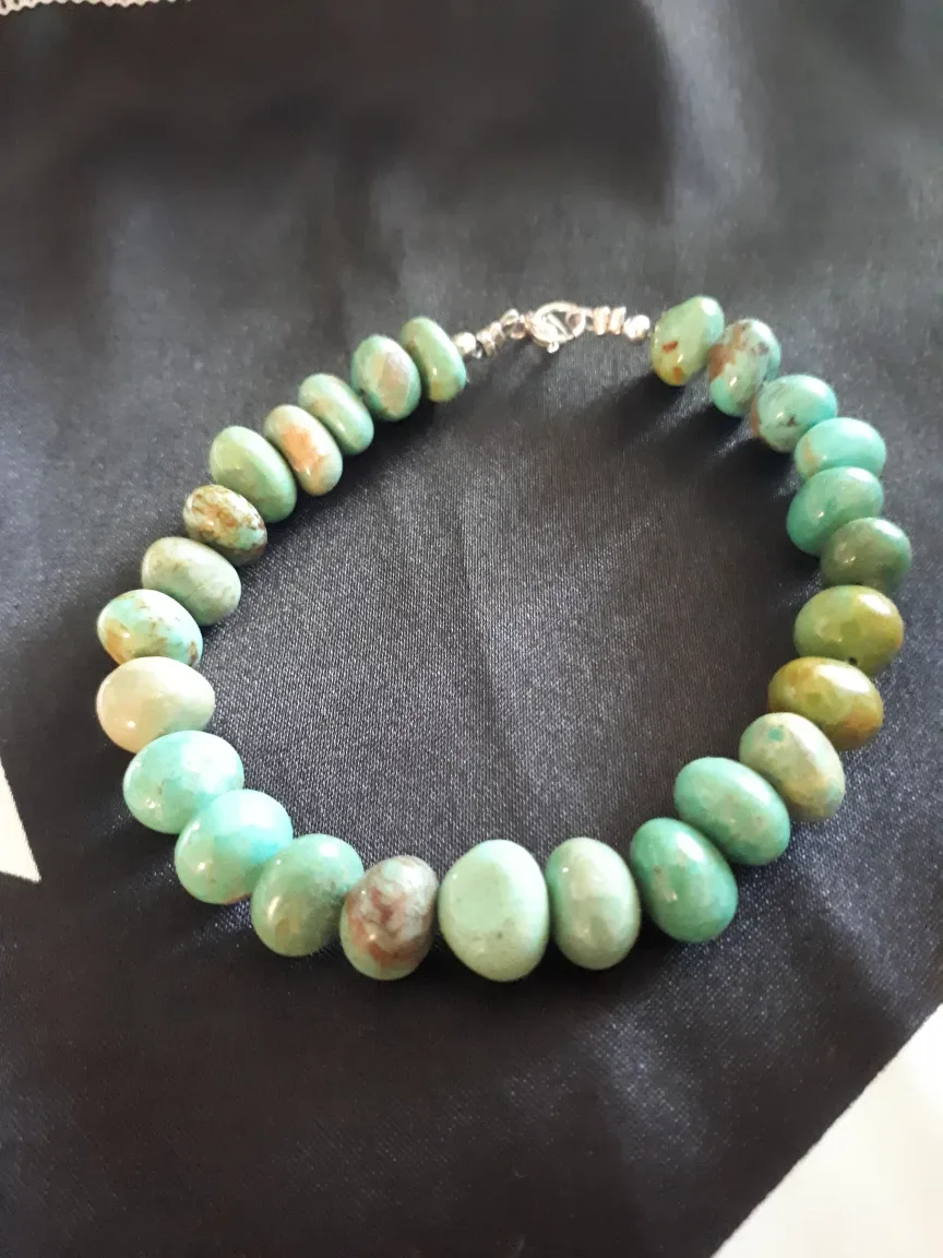 Turquoise Beaded Bracelet thumbnail