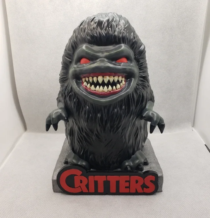 8-inch custom critter from the 1986 horror movie is a rare find thumbnail