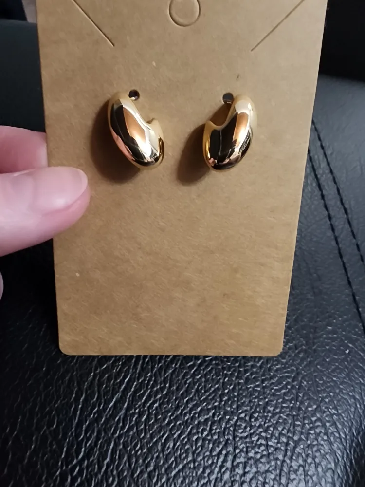 Gold Tone Water-drop Earrings thumbnail