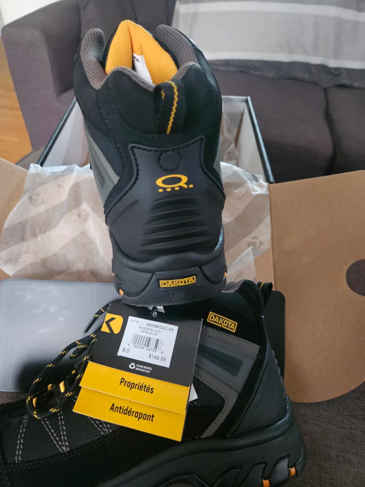 Dakota - Tarantula Antislip Boots - Size 9 image indicator(3)