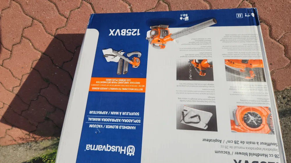 Husqvarna 125BVX Handheld Blower/Vacuum - New in Box! image indicator(4)