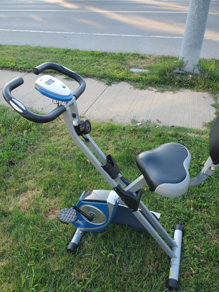 Exercise Bike with Back Support - photo 2