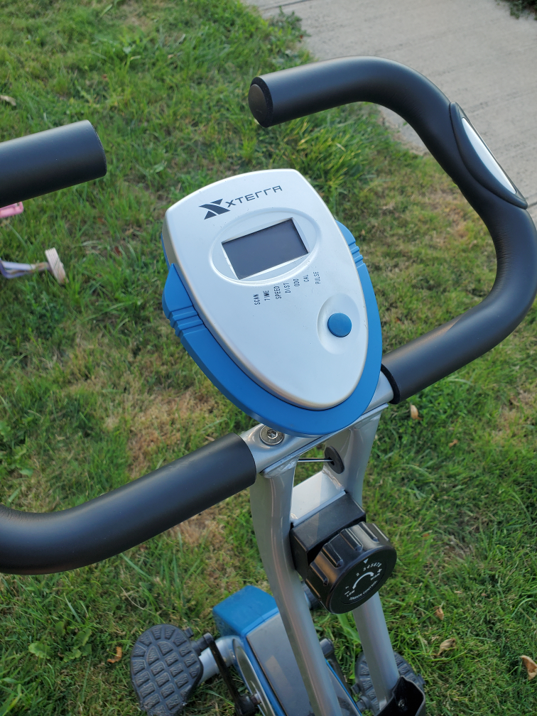 Exercise Bike with Back Support - photo 3