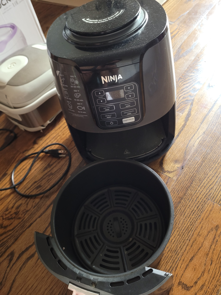 $30 Ninja Air Fryer - photo 2