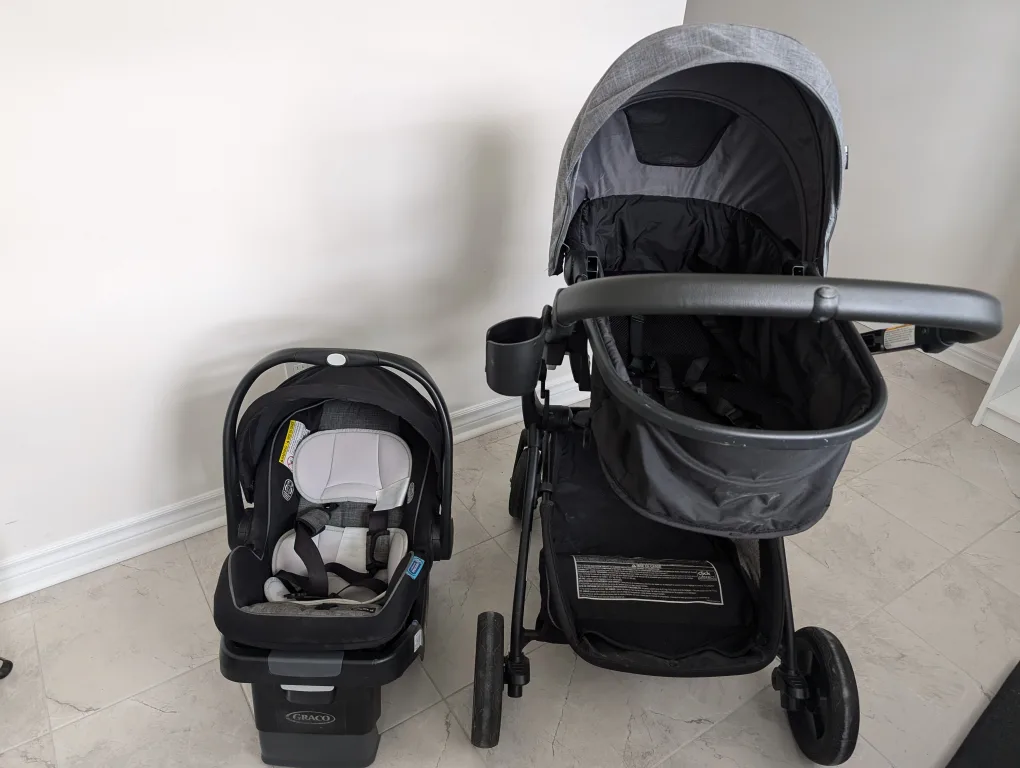 Graco Stroller & SnugRide SnugLock 35 Car Seat thumbnail