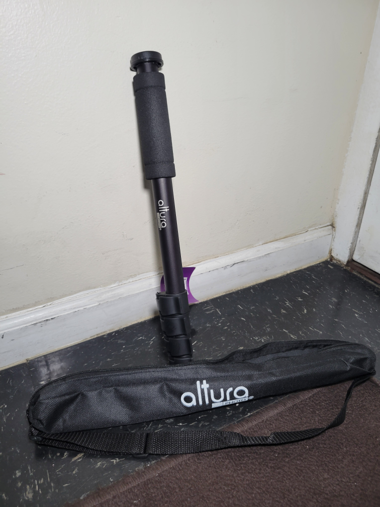 Altura Photo Monopod with Case