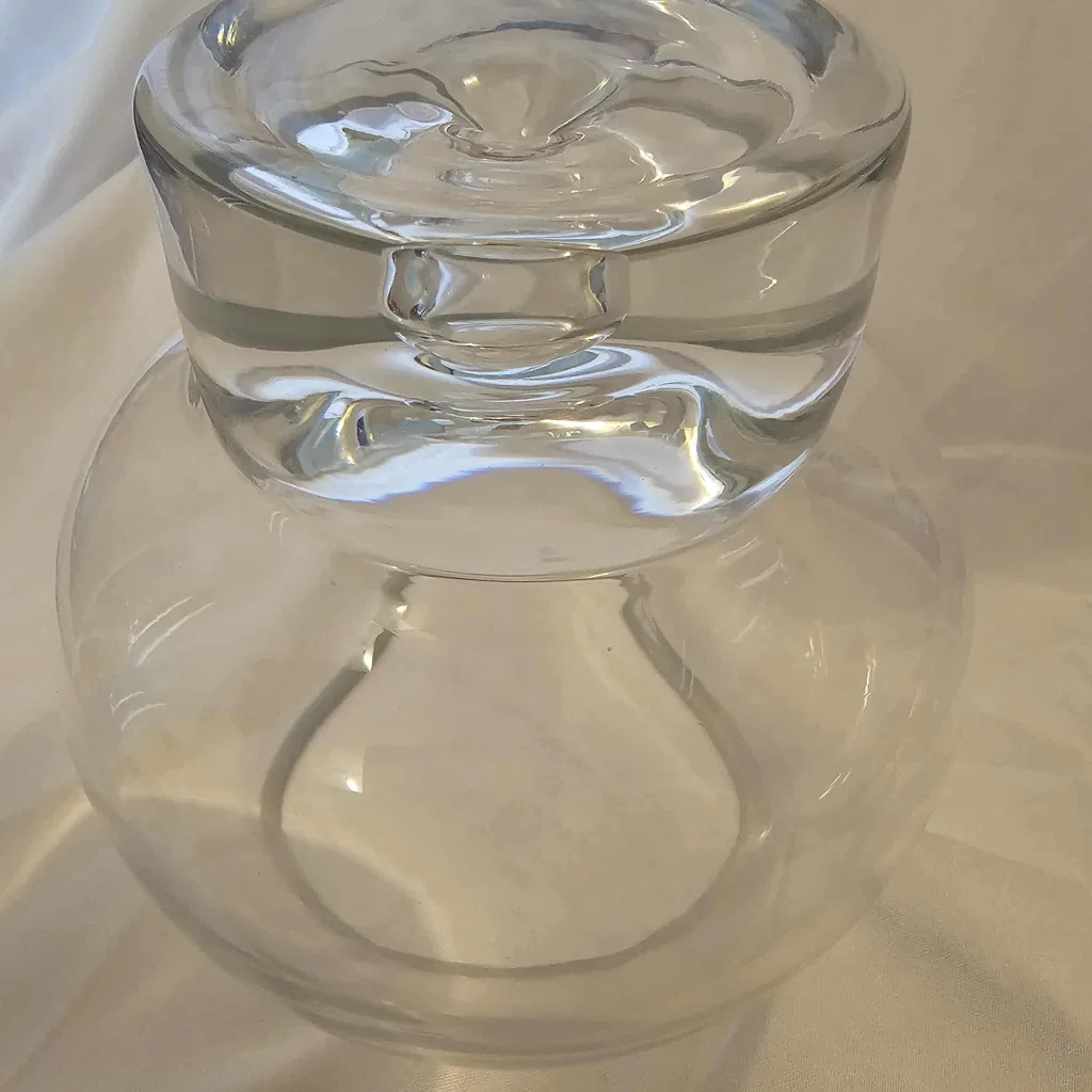 Small Hurricane Glass Vase image indicator(7)
