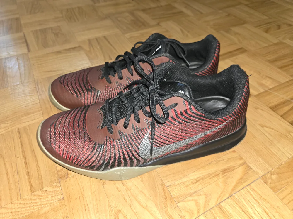 Nike Kobe Mentality Basketball Shoes image indicator(2)