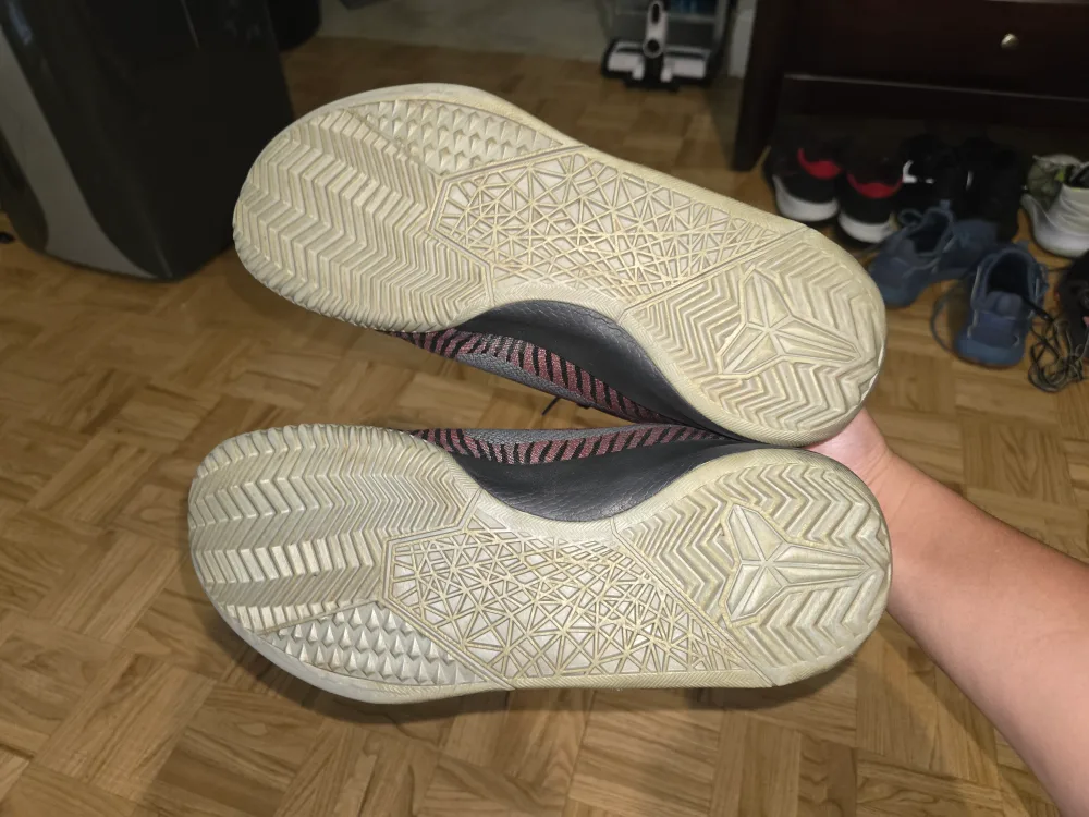 Nike Kobe Mentality Basketball Shoes image indicator(3)