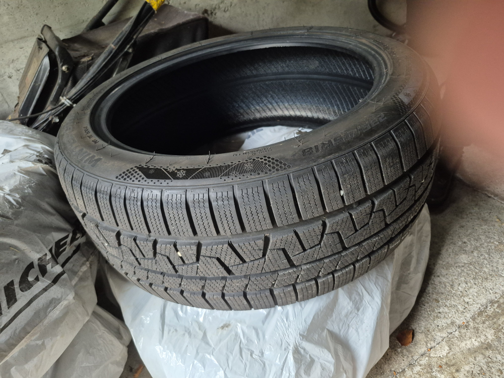 Michelin Winter Grip 235/45R18 Tire - photo 2