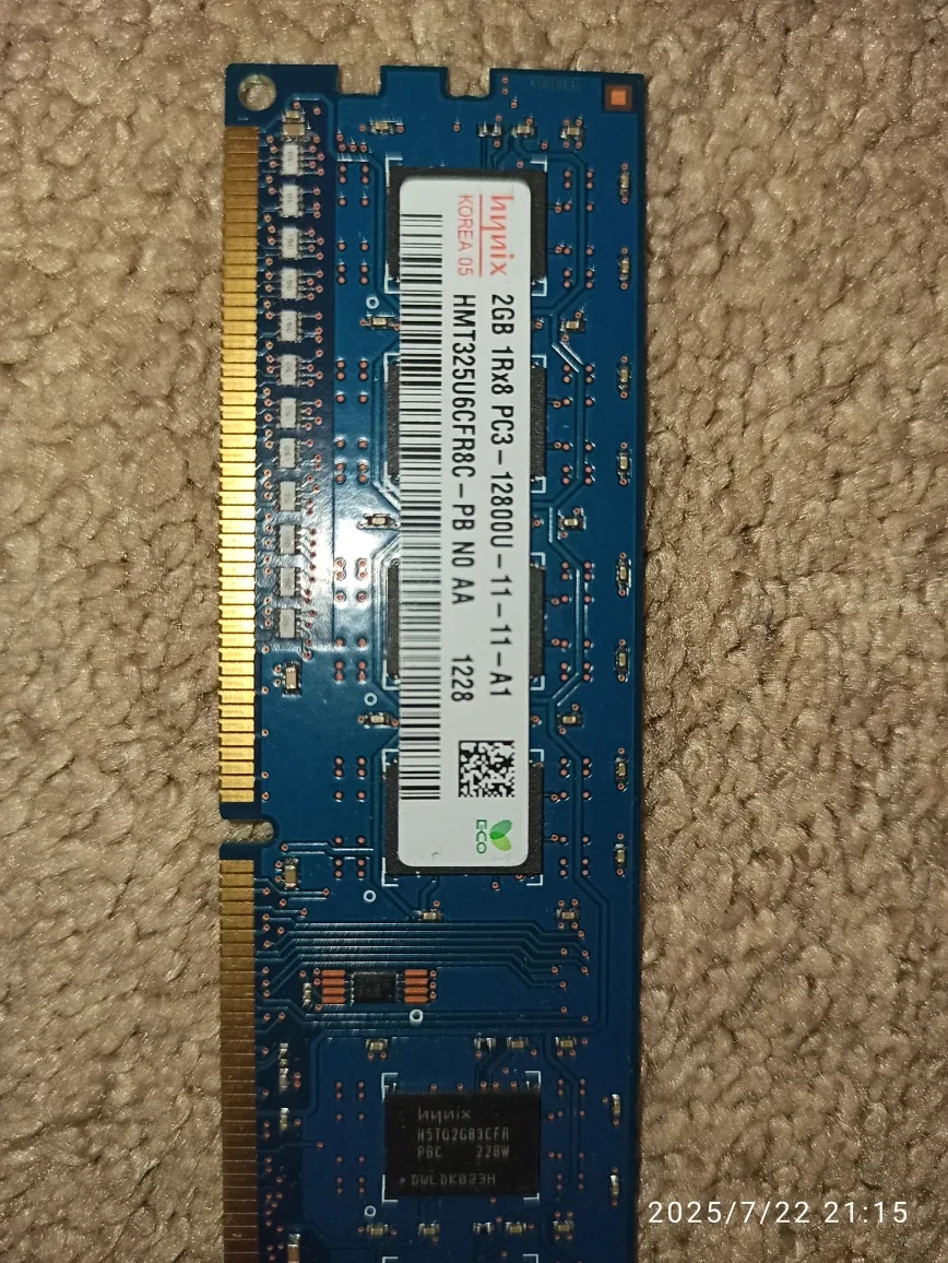 Hynix 2GB 1Rx8 PC3-12800U RAM thumbnail