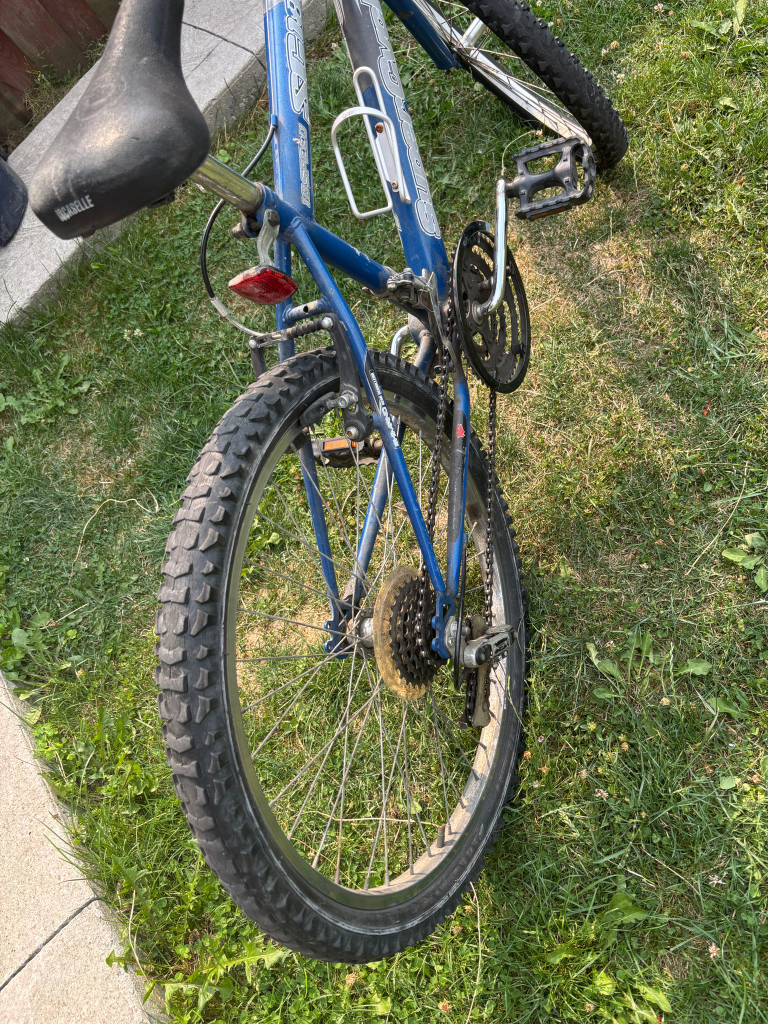 CCM mountain bike - blue - photo 3