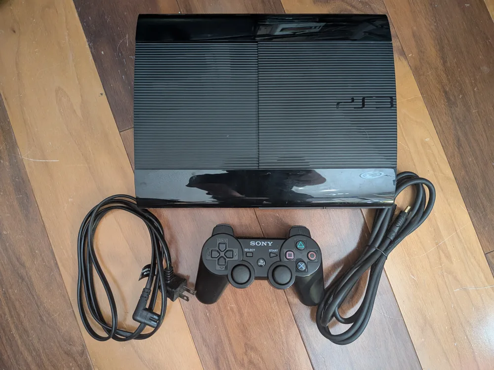 Sony PS3 Super Slim, great condition image indicator(6)