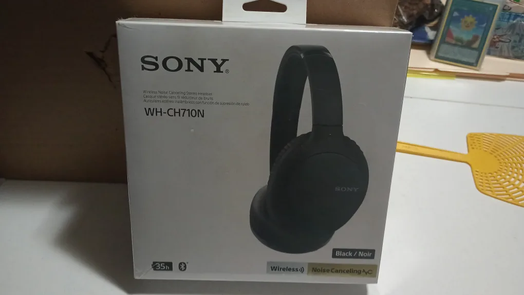 Sony WH-CH710N Wireless Noise Canceling Headphones - Black thumbnail