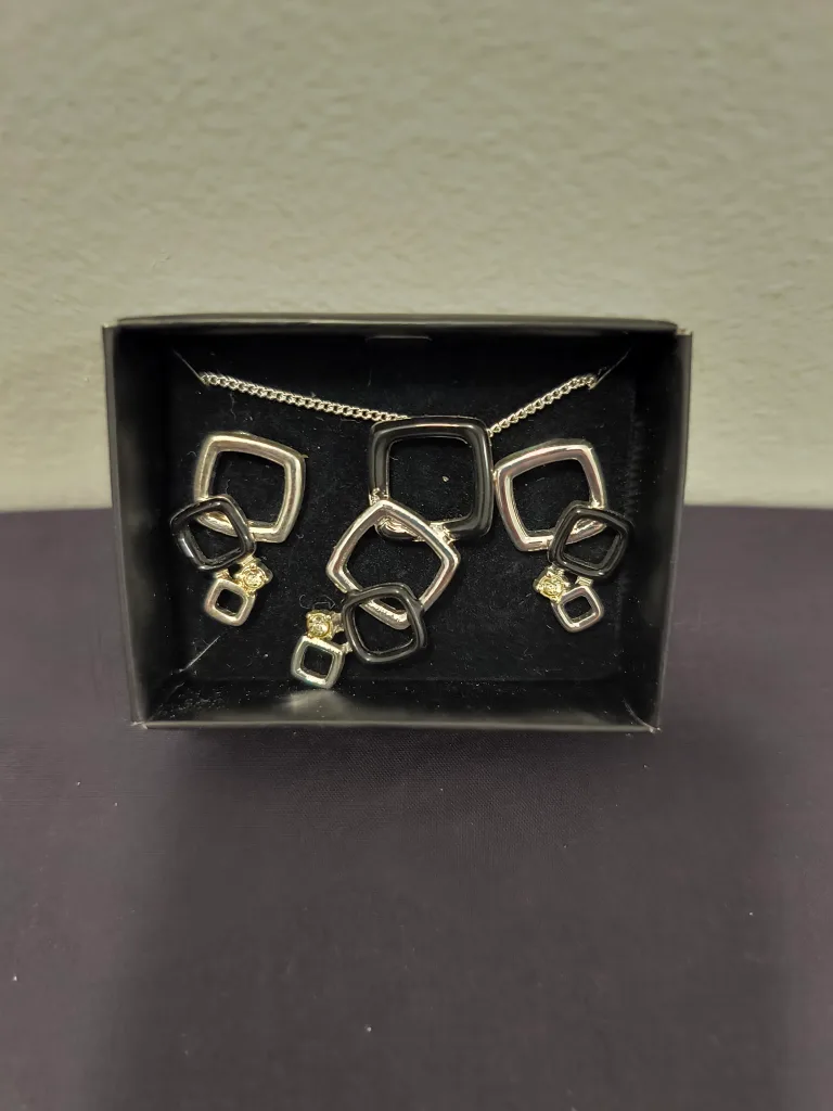 Necklace & Earring Set - Silver & Black thumbnail