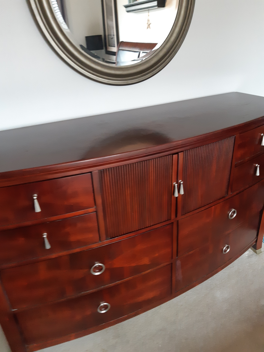 Bedroom Set - Queen bed,  Armoire, Dresser, 2 Nightstands - photo 4