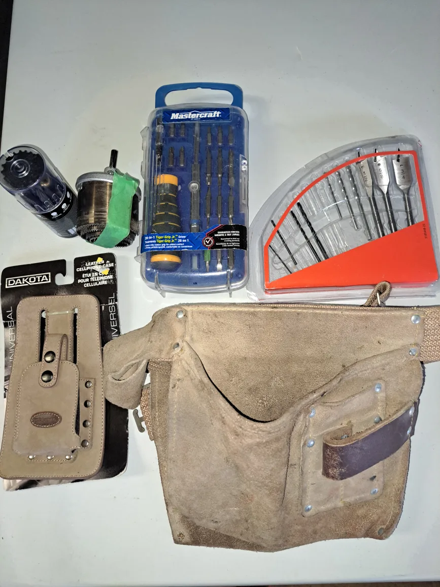 leatherTool Belt & Assorted Tools thumbnail