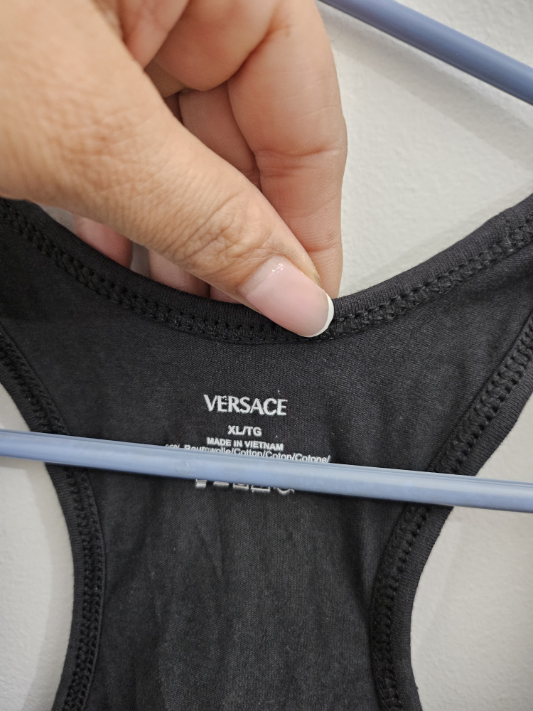 Haut de sport Versace noir taille XL - photo 2