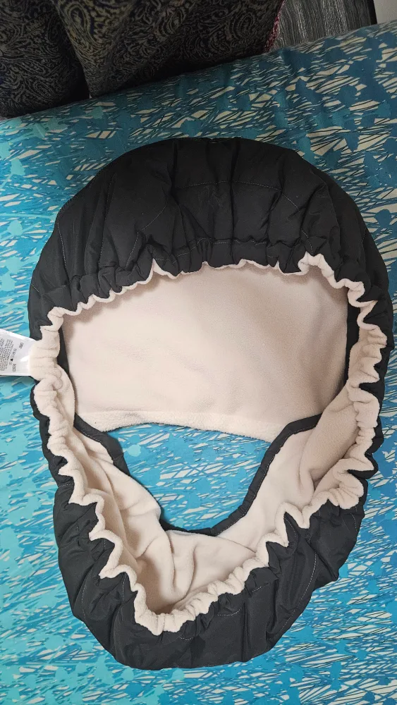 JJ Cole Car Seat Cover - Black image indicator(4)