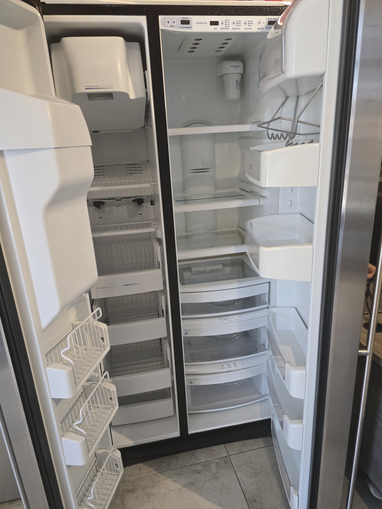 GE Monogram Side-by-Side Refrigerator - photo 2