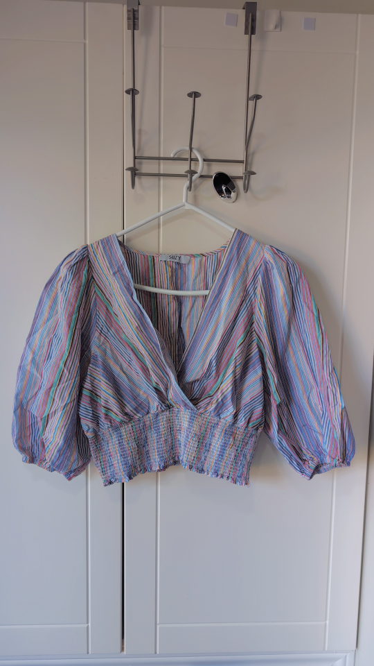 Suzy Shier Striped Crop Top - Size Small