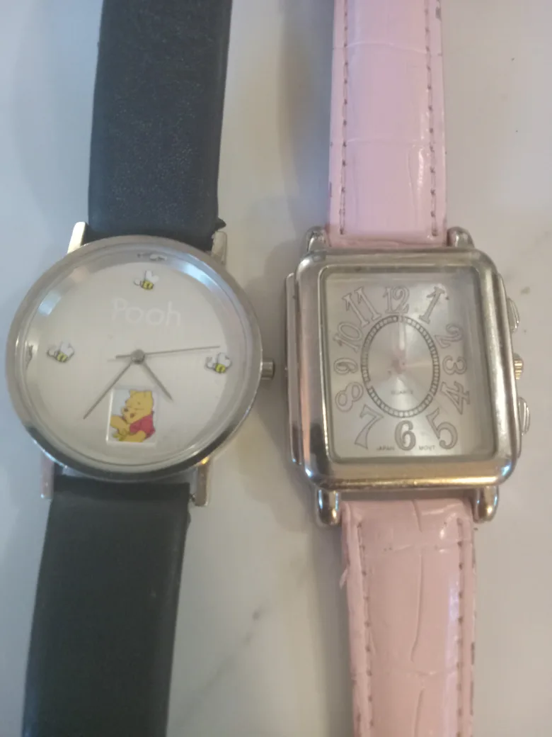 Disney Pooh & Levyr Watches image indicator(2)