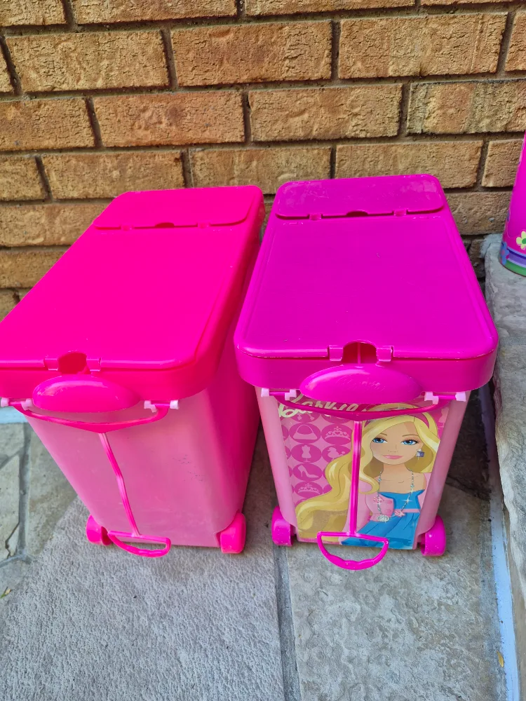 Barbie Rolling Storage Pink