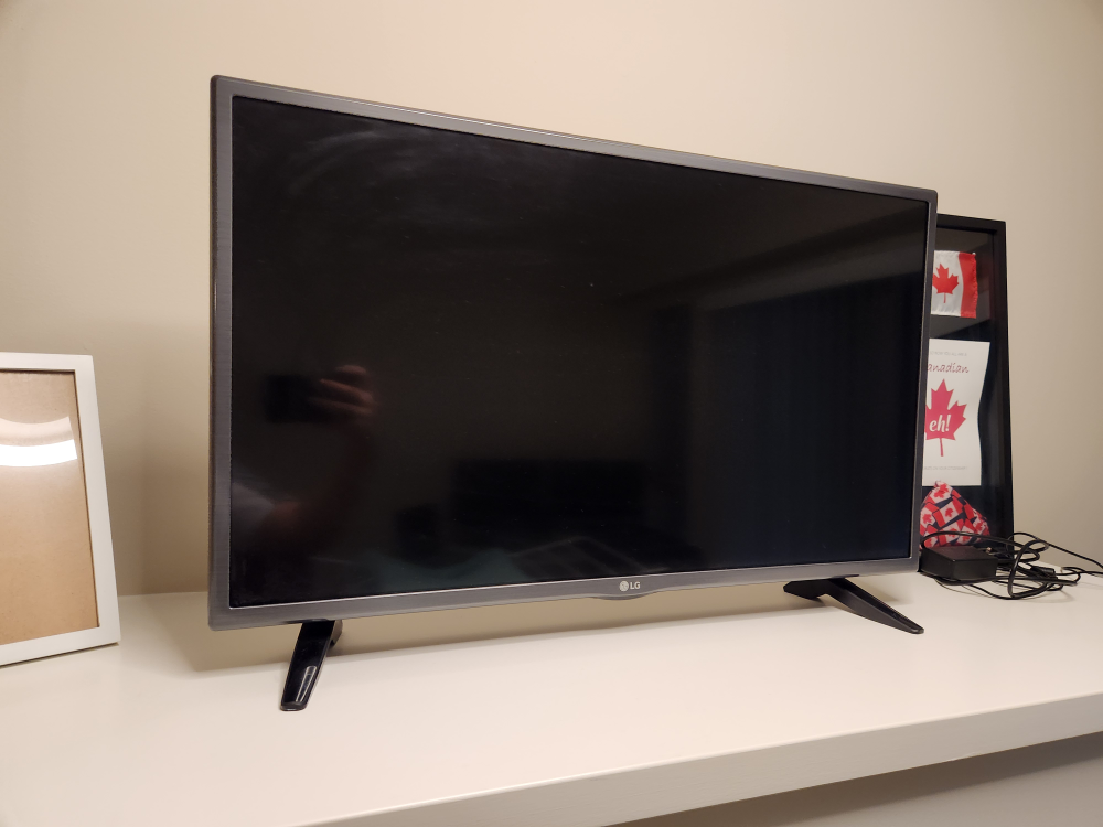 LG 32" HD LED TV - Great Condition!
