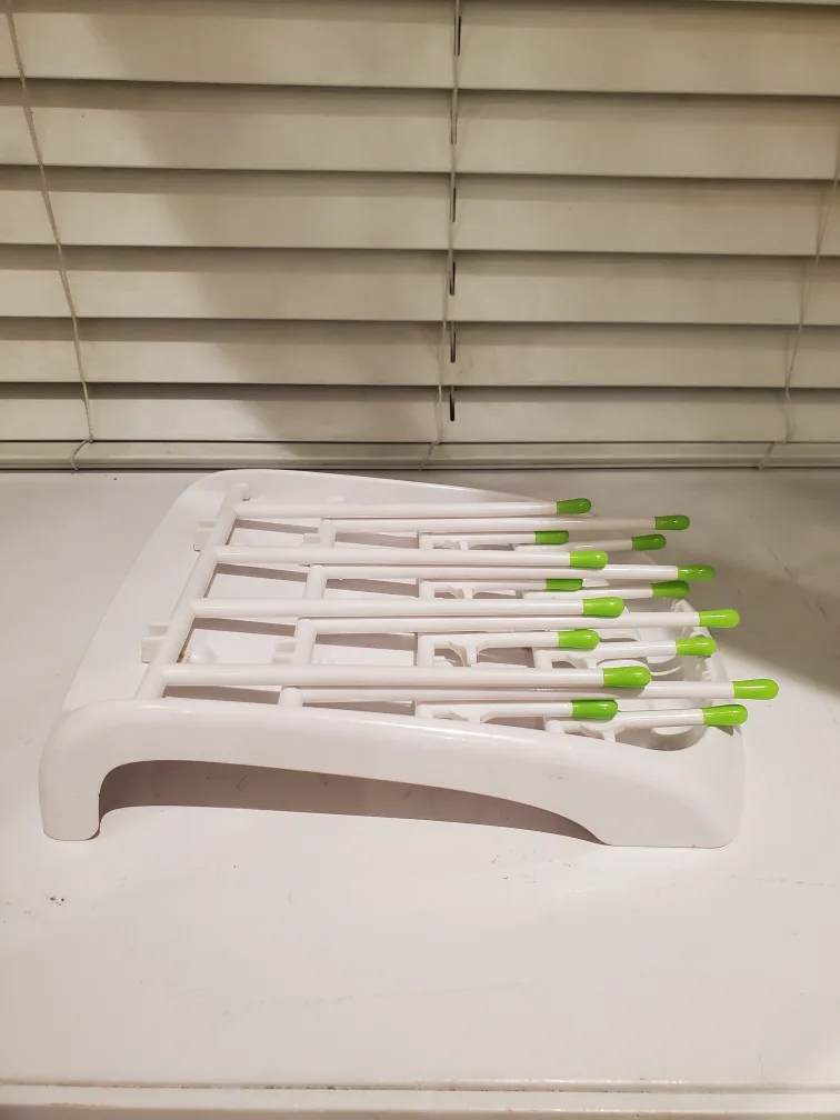 Boon Grass Countertop Bottle Drying Rack image indicator(3)