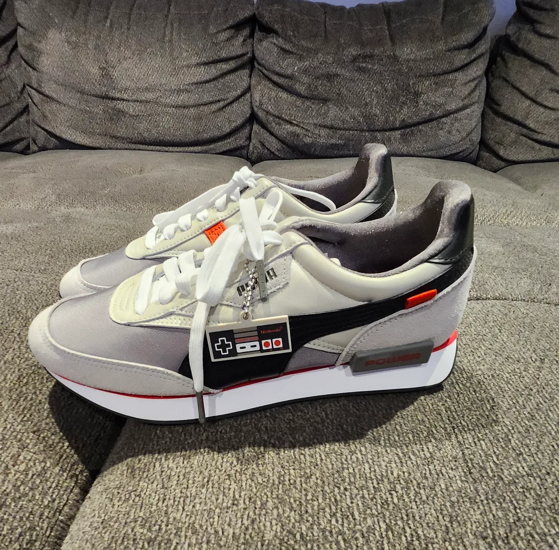 Men's Shoes thumbnail