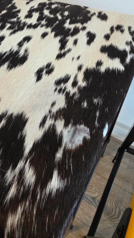 Set of Two Bar Stools image indicator(4)