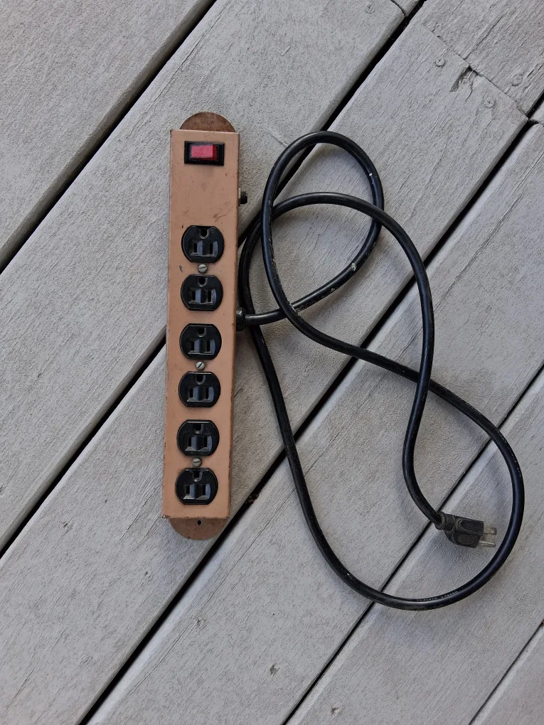 Vintage Power Strip Surge Protector thumbnail