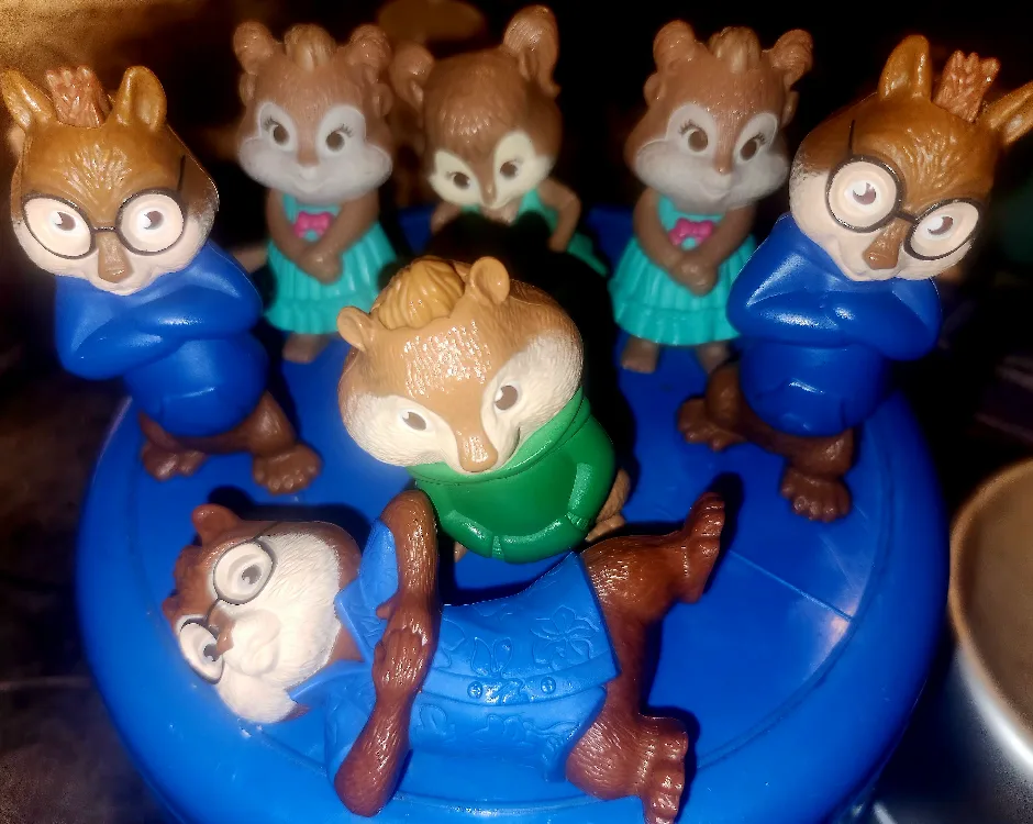 Alvin and the Chipmunks Figures thumbnail