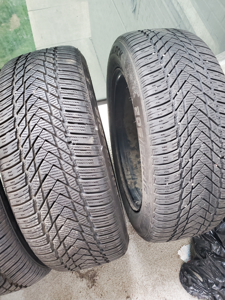4 Winter Tires 205/55R16, 3 on rim - photo 5