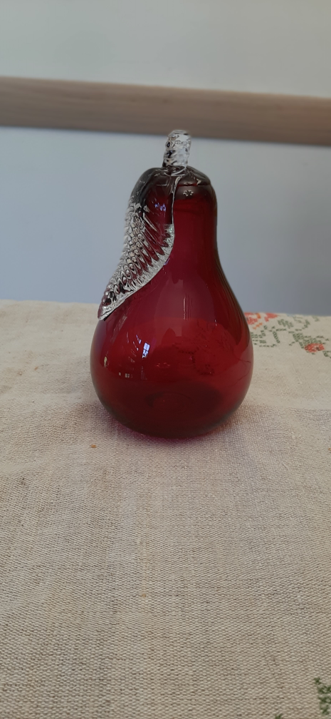 Rossi Art Glass Red Pear Home Decor Paperweight