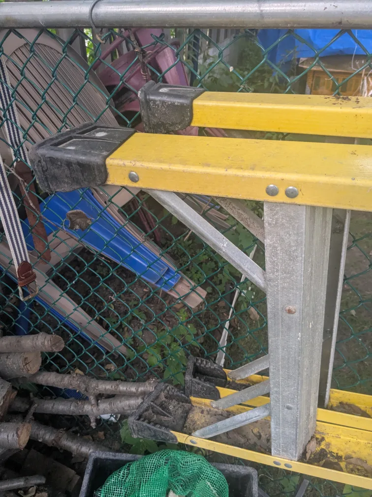 Aluminum Ladders image indicator(4)