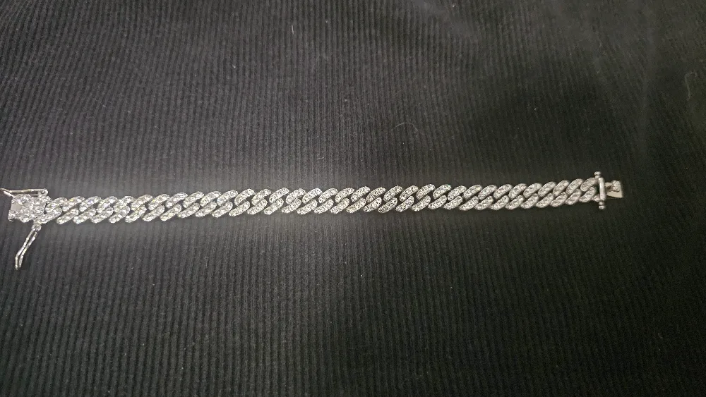 Cuban Link Bracelet image indicator(2)