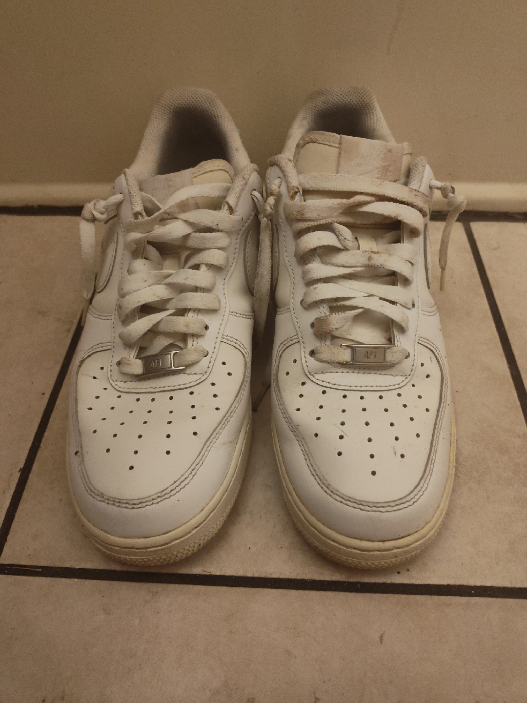 Nike Air Force 1 - White (SIZE 9)